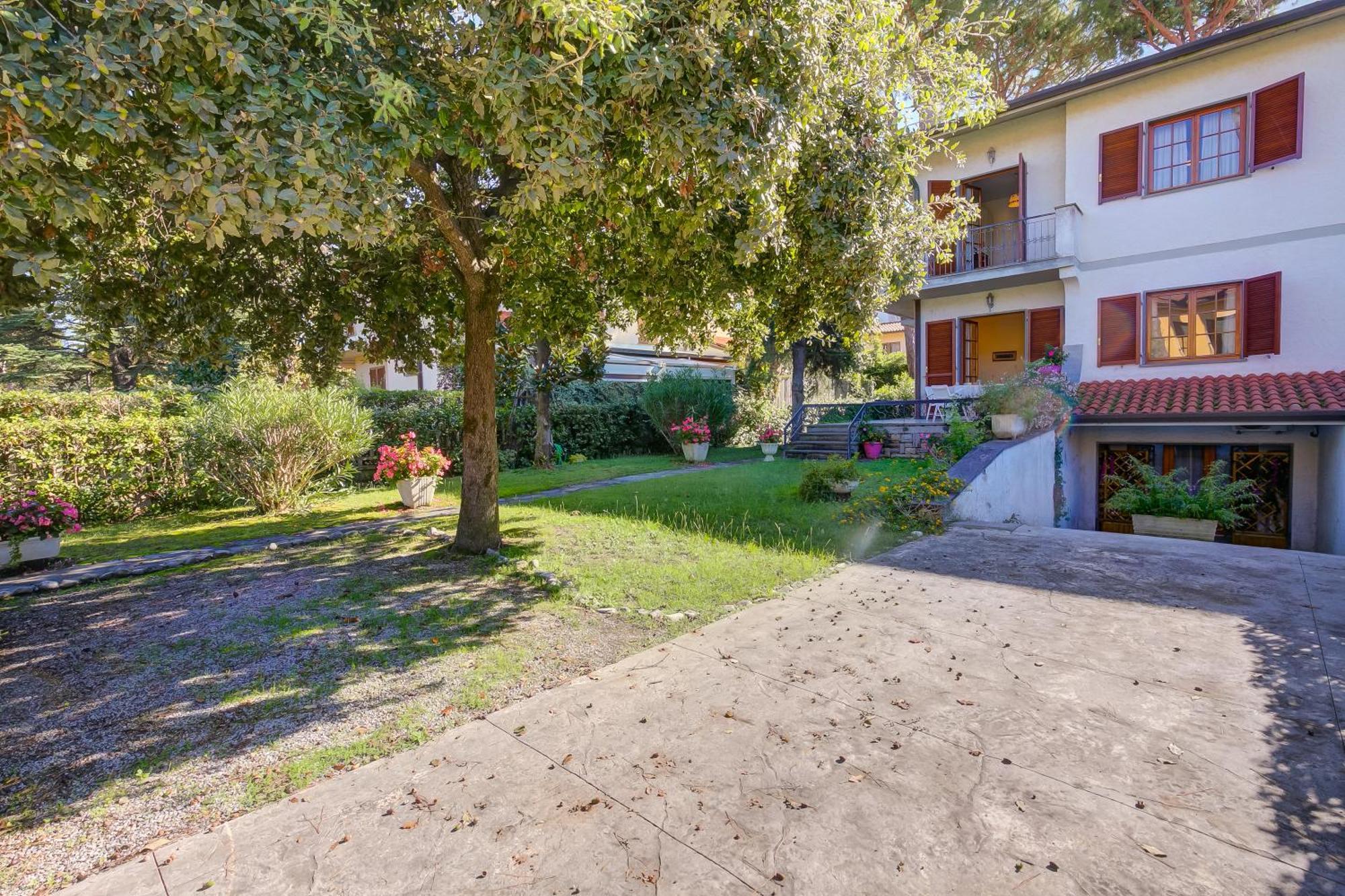 Casa Maddalena Al Mare 600M From Sea - Happy Rentals Марина-ді-П'єтразанта Екстер'єр фото
