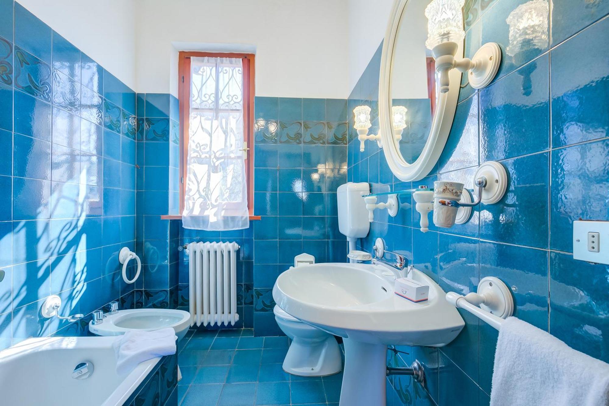 Casa Maddalena Al Mare 600M From Sea - Happy Rentals Марина-ді-П'єтразанта Екстер'єр фото
